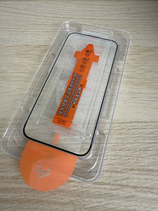 Защитное стекло iPhone (1 фото из 1)