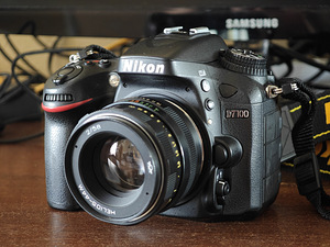 Nikon D7100 комплект (3 фото из 10)