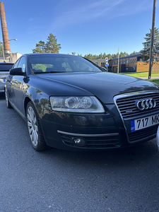 Audi A6 2004 (1 фото из 3)