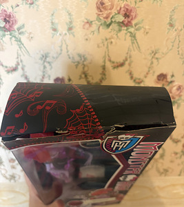 Operetta monster high (5 foto / 5)