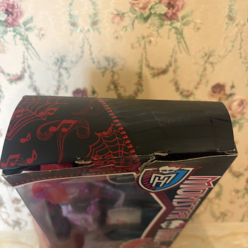 Operetta monster high