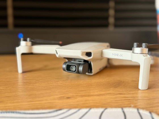 DJI Mini 4K Droon