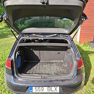 Vw golf 7 1,2TSI 63KW 2014 (6 foto / 7)