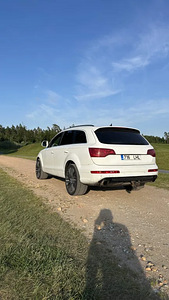 Audi Q7 3.0 TDI (4 фото из 7)
