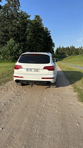 Audi Q7 3.0 TDI (5 фото из 7)