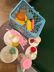 Mängunõude ja mängutoitude komplekt (2 foto / 2)