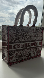 НОВОЕ! Сумка в стиле Christian Dior (2 фото из 6)