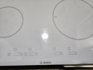 Bosch индукция белая (2 фото из 6)