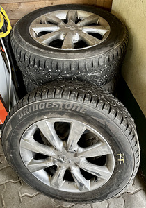 Müüa talverehvid koos velgedega 235/60 R18 (1 foto / 3)