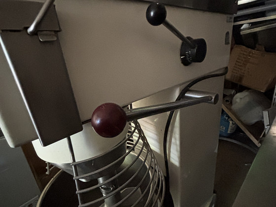 Tainasegaja Varimixer Bear 30 L