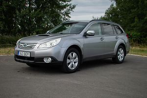 Subaru Legacy/Outback 2.0D (1 фото из 11)