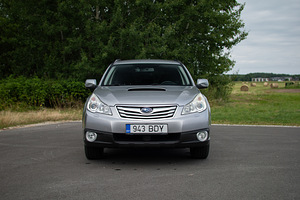 Subaru Legacy/Outback 2.0D (3 фото из 11)