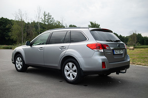 Subaru Legacy/Outback 2.0D (4 фото из 11)