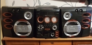 Philips FW-M567 Gameport Mini System (1 foto / 9)