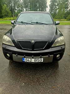 Kia Sorento 2005 (2 фото из 10)