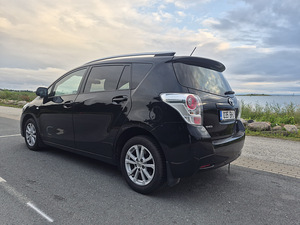 Toyota Verso (6 фото из 15)