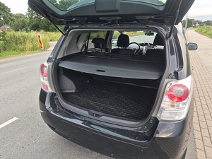 Toyota Verso (12 фото из 15)