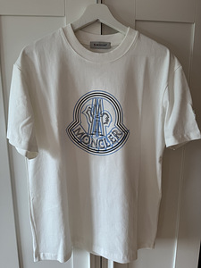 Moncler naiste t-särk, M (1 foto / 10)