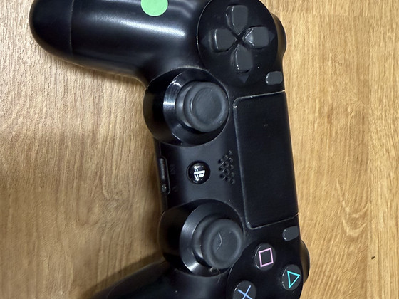 Пульт для PS4