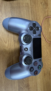 Пульт для PS4 (3 фото из 4)