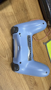 Пульт для PS4 (4 фото из 4)