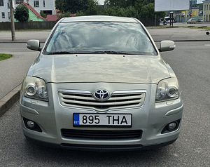 Toyota Avensis 1.8, 2008 (2 foto / 13)