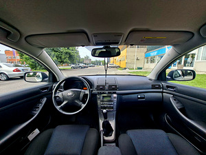 Toyota Avensis 1.8, 2008 (8 foto / 13)