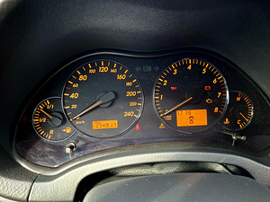 Toyota Avensis 1.8, 2008 (11 foto / 13)