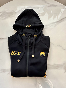 UFC x Venum dressipluus, suurus S (1 foto / 4)