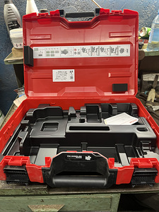 Чемодан для инструмента Hilti, новый (3 фото из 4)