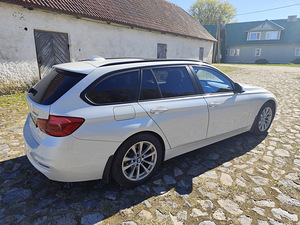 BMW 320D (2 foto / 10)