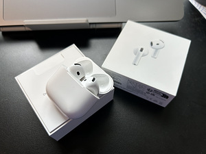 AirPods 4 с активным шумоподавлением (3 фото из 5)