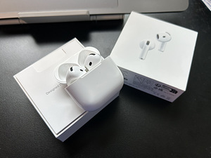 AirPods 4 с активным шумоподавлением (4 фото из 5)