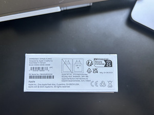 AirPods 4 ANC (6 фото из 9)