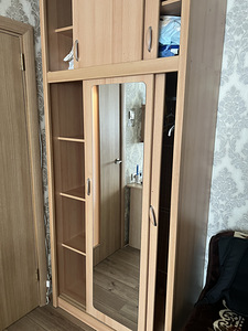Шкаф (2 фото из 2)