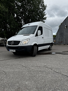 Mercedes-Benz Sprinter L1H2 (4 фото из 6)