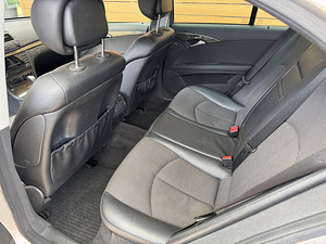 Mercedes-Benz E 200 1.8 120 кВт (10 фото из 11)
