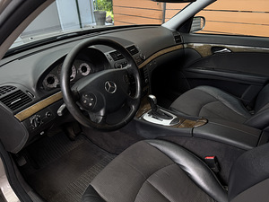 Mercedes-Benz E 200 1.8 120 кВт (7 фото из 11)