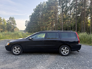 Volvo v70 2.4D 136KW пробег 300K (4 фото из 12)