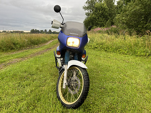Honda Transalp XL 600V PD06 (6 foto / 8)