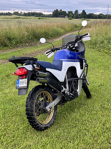 Honda Transalp XL 600V PD06 (7 foto / 8)