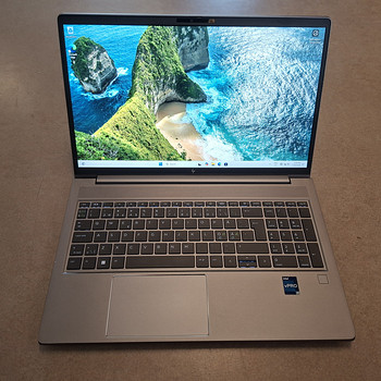 HP ZBook Power G10 i7 32GB 512GB A2000 15,6 FHD гарантия до 2028