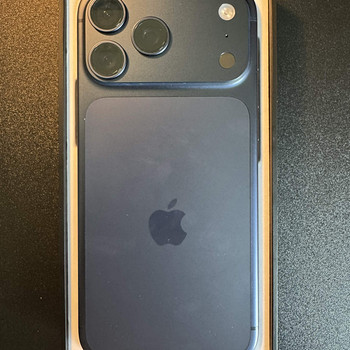 iPhone 17 Pro Max 256GB Deep Blue