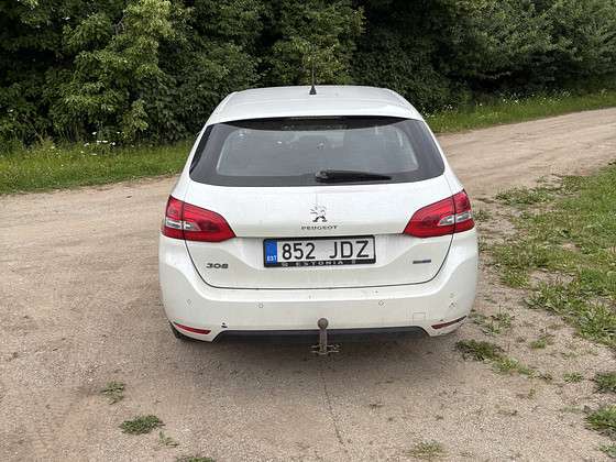Peugot 308 2015 г.