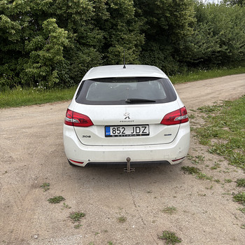 Peugot 308 2015a