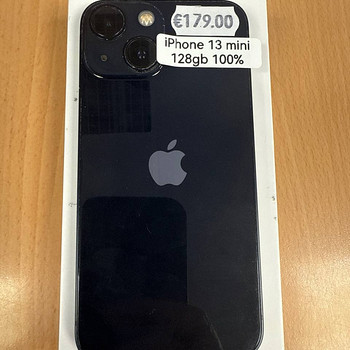 iPhone 13 mini 128Gb в хорошем состоянии