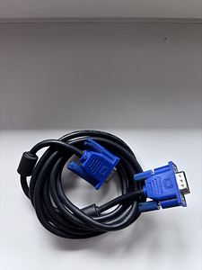 Монитор AOC LCD 21,5” (5 фото из 5)