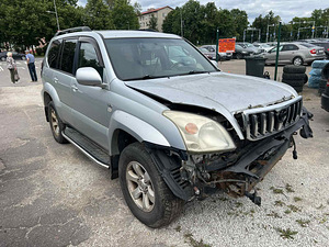 TOYOTA LAND CRUISER 120 (2 foto / 10)