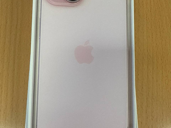 Apple iPhone 15 128Gb Roosa v heas korras