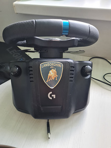 Logitech G923 + Logitech Driving Force Shifter (3 фото из 5)
